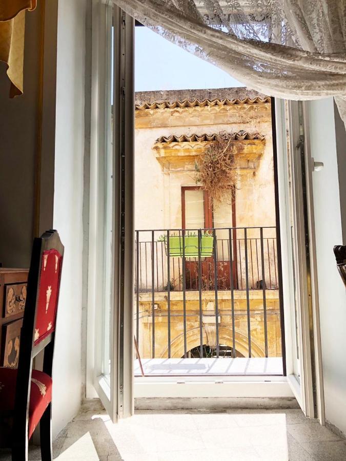 Suite 120 Noto Eksteriør billede