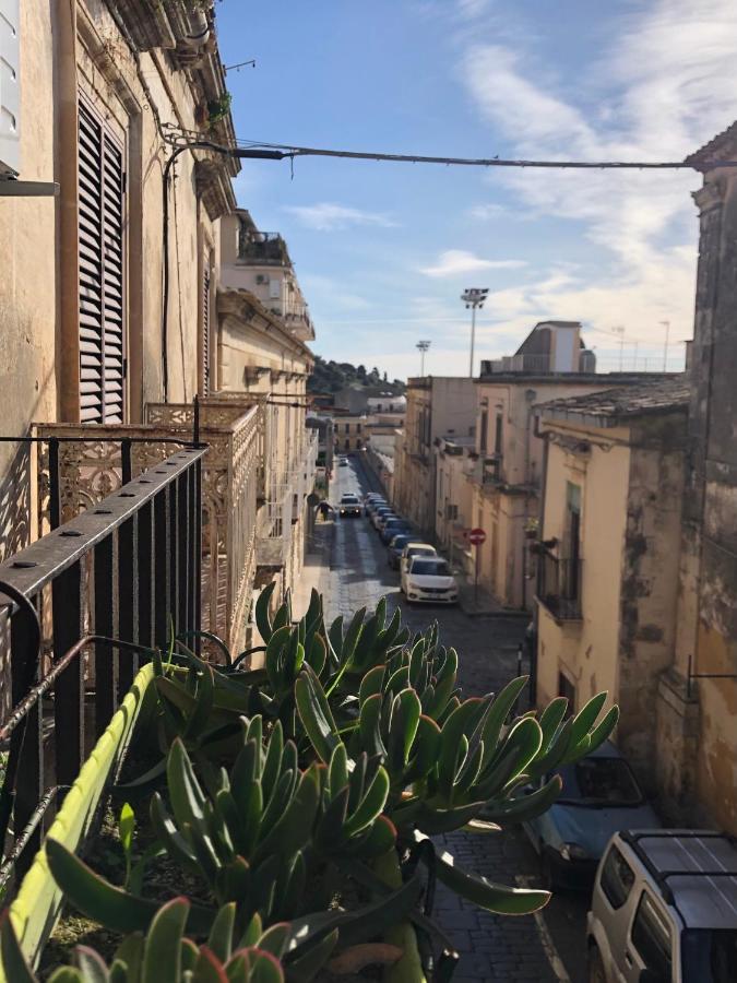 Suite 120 Noto Eksteriør billede